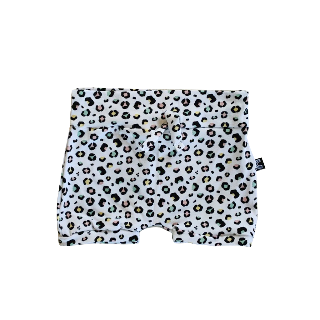 opladen vis Pa Baby korte broek leopard zwart/wit/pastel kleuren - Little & Loved